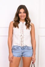 ART.3774 | SHORT CON TACHAS ELASTIZADO
