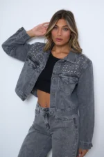 ART.172 | CAMPERA MOM GRIS TACHAS