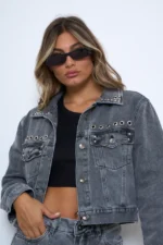 Curva ART.173 | CAMPERA MOM GRIS OJALILLOS - Imagen 3